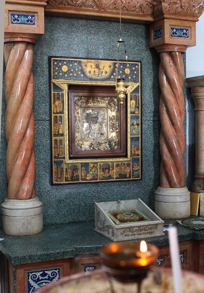 Икона и ковчег с мощами свт. Николая, Бейт-Джала