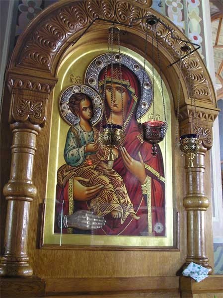 Троеручица, икона из Свято-Троицкого Ионинского монастыря. Киев