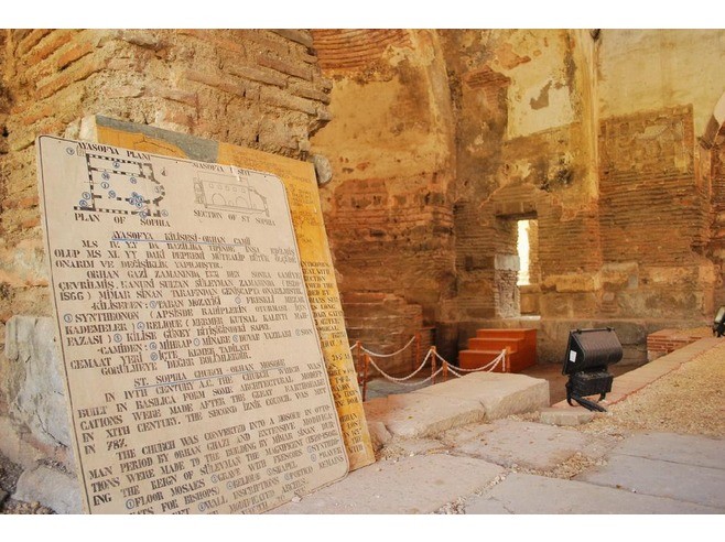 Церковь святой Софии в Никее (4)