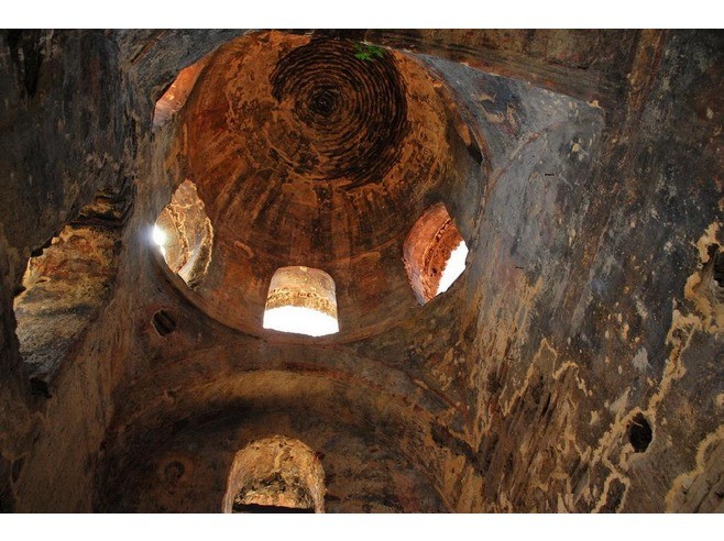 Церковь святой Софии в Никее (3)