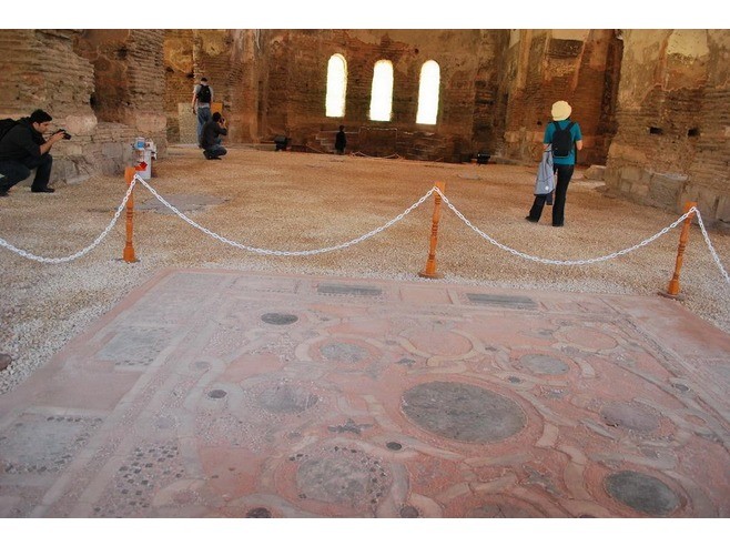 Церковь святой Софии в Никее (7)