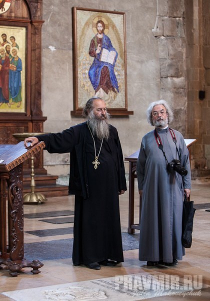 Священник Давид и протоиерей Александр Ильяшенко