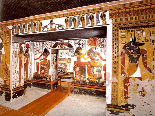 Гробница Нефертити. Вестибюль