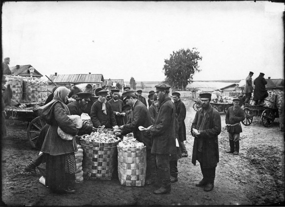 Ложкарный базар в городе Семенове. 1897 г. Негатив 18х24 см