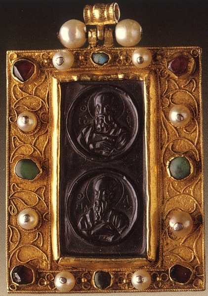 Наперсная икона. Византия. XIV в. Монастырь Ватопед, Афон, Греция