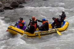 Рафтинг по-украински, или отдых православного батюшки