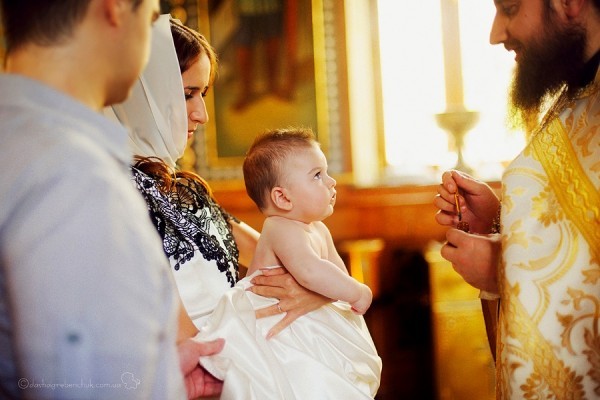 Капризное оглашение, или прав ли священник, прервавший крещение несогласной девочки?