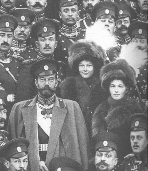 Tsar Nicholas II with his officers and his two eldest children, Grand Duchess Olga and Grand Duchess Tatiana