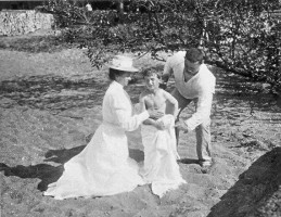 detskij-mir-imperatorskikh-rezidenczij-byt-monarkhov-i-ikh-okruzhenie.i-027