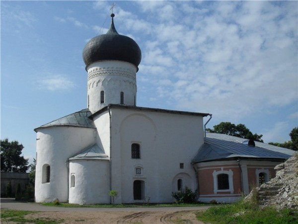 Собор Рождества Богородицы Снетогорского монастыря. Построен в 1311 году