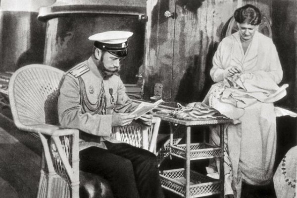 Николай II Александра Федоровна в часы досуга