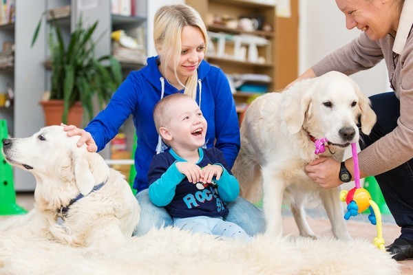 Особый ребенок и собаки. Репортаж из центра канис-терапии (+ФОТО)