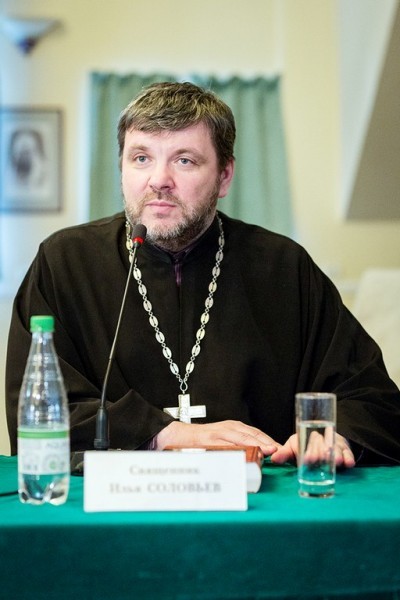 Священник Илья Соловьев