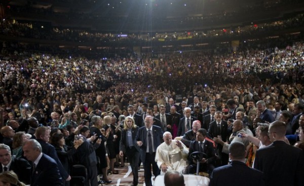 Папа в Madison Square Garden. Фото: Alessandra Tarantino / AP
