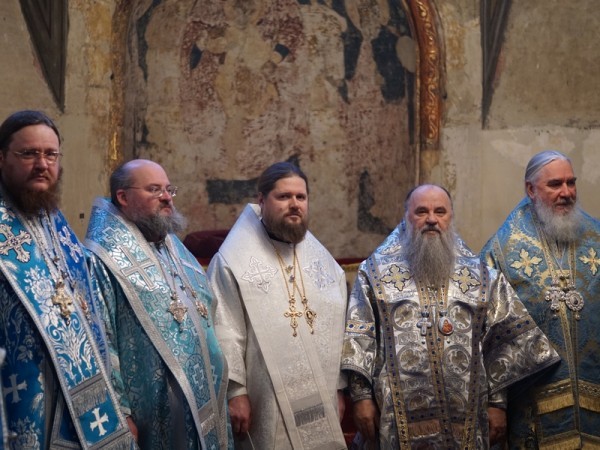 Хиротония архимандрита Серафима (Савостьянова) во епископа Тарусского