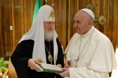 Митрополит Иларион: Визит Патриарха в Рим и Папы в Москву пока не планируется