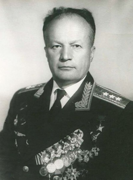 Николай Петрович Каманин (1908 – 1982)