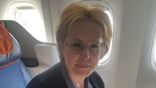 Нью-Йорк: Министр здравоохранения привела в сознание пассажирку рейса Москва