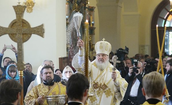 Патриарх Кирилл подписал обращение о полном запрете абортов в РФ