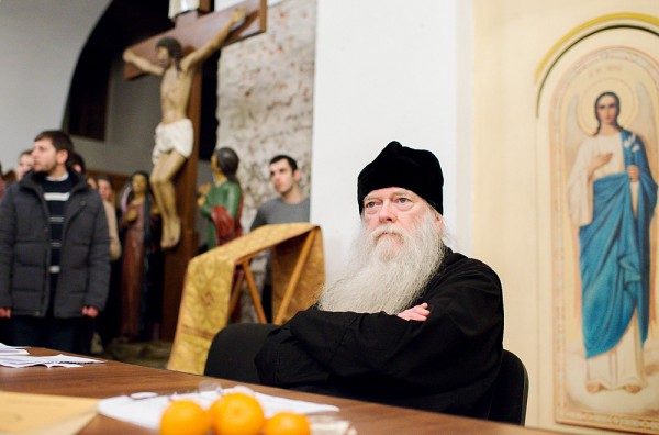 Священник Михаил Владимиров: Многие прихожане Иоакима (Парра) оказались на грани самоубийства