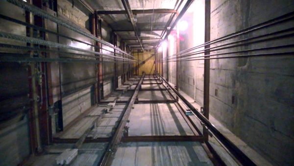При падении лифта на стройплощадке в столице РФ погибли 5 человек
