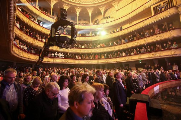 Церемония открытия XIV Кинофестиваля "Покров" в Национальной опере Украины