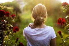 Можно ли с месячными ходить в церковь, Правмир