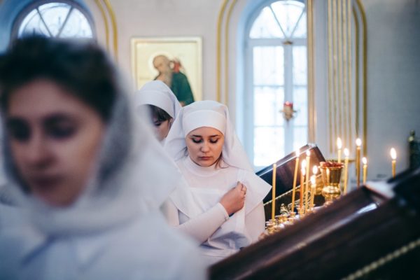 Апостолы приходят к нам с пожеланием совершенства
