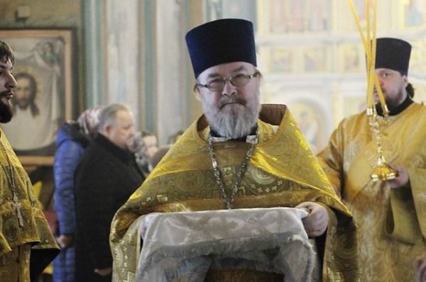 Скончался известный кировский священник Александр Коротаев