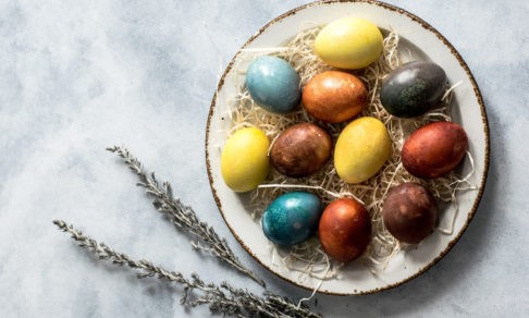 Пасхальные яйца. Крашенки и писанки – к праздничной трапезе