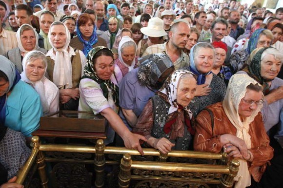 Принесение мощей.