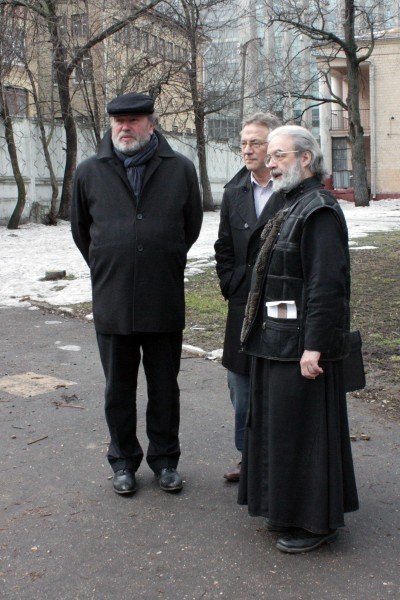 На бывшей монастырской территории