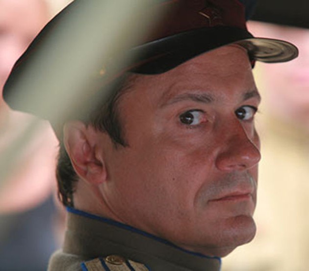 олег меньшиков утомленные солнцем 1994. арсентьев утомленные солнцем. меньшиков утомленные солнцем. олег меньшиков утомленные солнцем 2. утомленные солнцем фильм 1994 меньшиков.