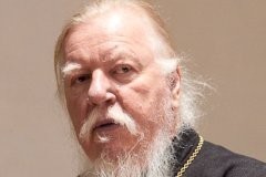 Почему в Церкви крестят за деньги?