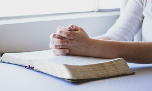 Мешает ли молитвенное правило молитве?