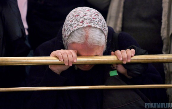 Пояс Пресвятой Богородицы в Москве. Фото Юлии Маковейчук Пояс Пресвятой Богородицы в Москве. Фото Юлии Маковейчук