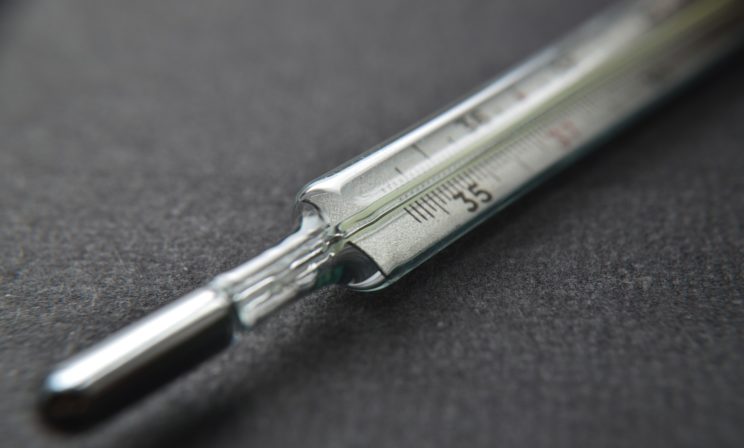 разбился градусник - что делать?