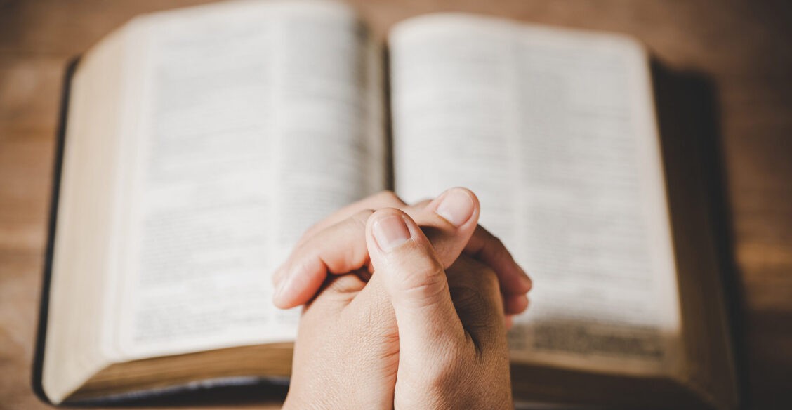 Стоит ли читать молитву задержания