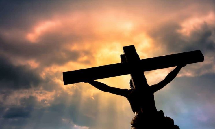 Страстная Пятница: Христос умер на кресте