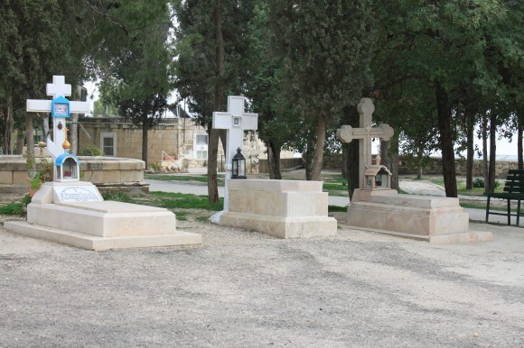 Монастырское кладбище