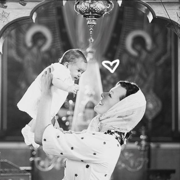 Мила Йовович