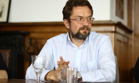 С Новым годом читателей Правмира поздравляет Андрей Десницкий