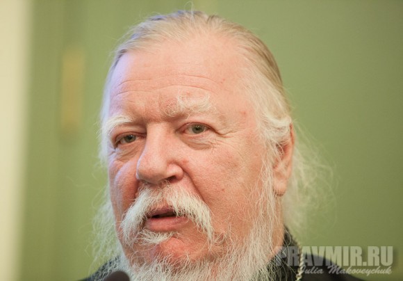 На презентации книги "Монахиня из разведки" На презентации книги "Монахиня из разведки"