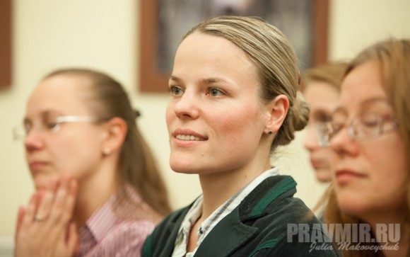 На презентации книги "Монахиня из разведки" На презентации книги "Монахиня из разведки"