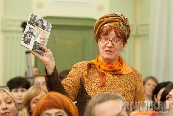 На презентации книги "Монахиня из разведки" На презентации книги "Монахиня из разведки"