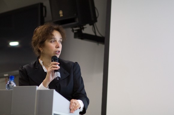 Елена Тополева - директор Агентства социальной информации