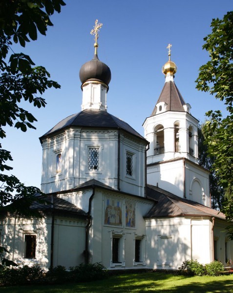 Храм Ризоположения в Леоново