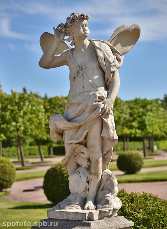 Зефир бог западного ветра. Зефир древнегреческий бог. Зефир бог. Зефир бог. Зефир греческий бог.