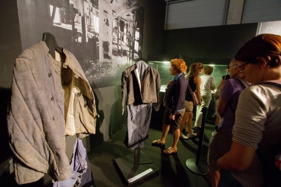 Выставка "И свет во тьме светит" в Римини