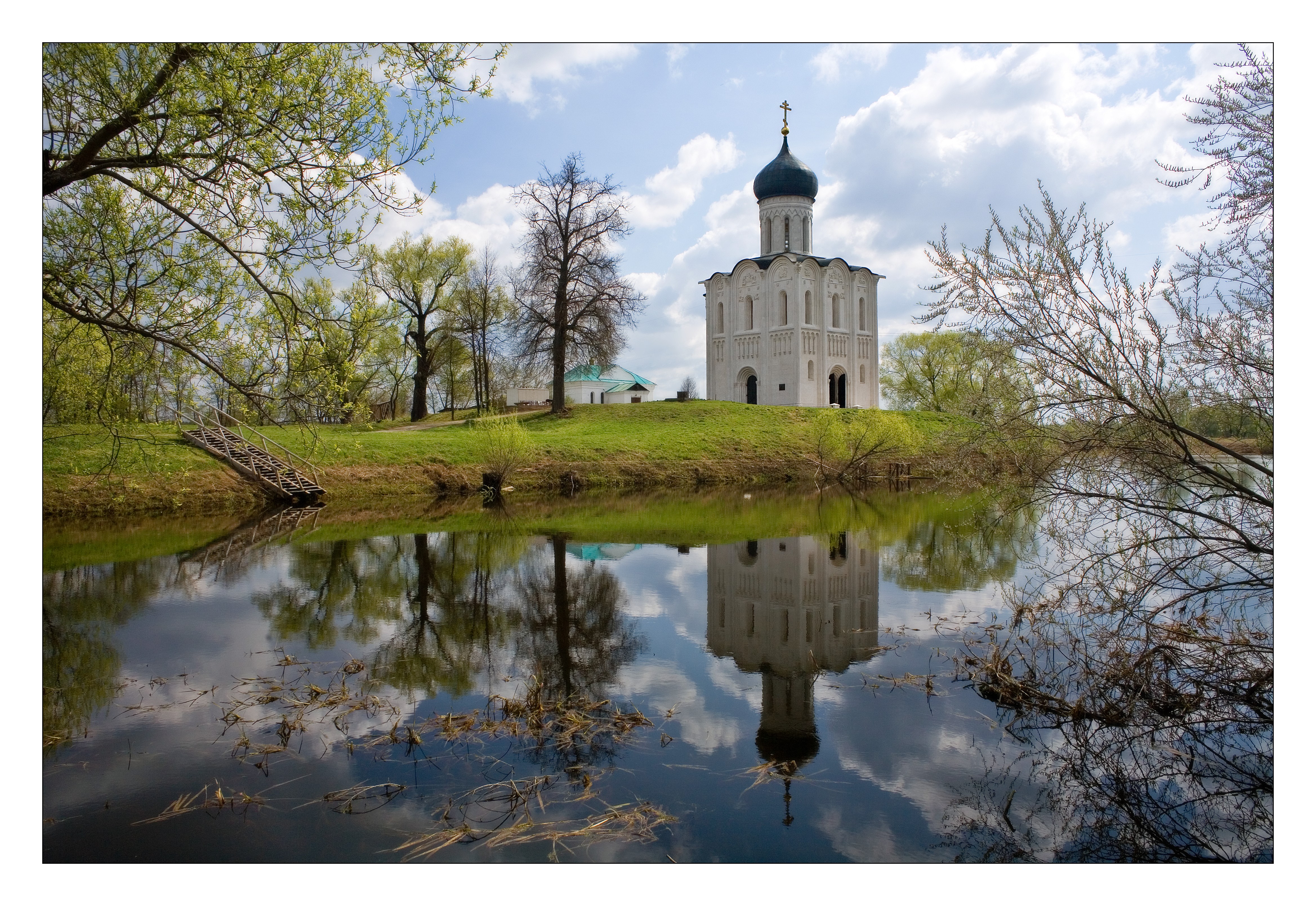 В храме покрова на нерли